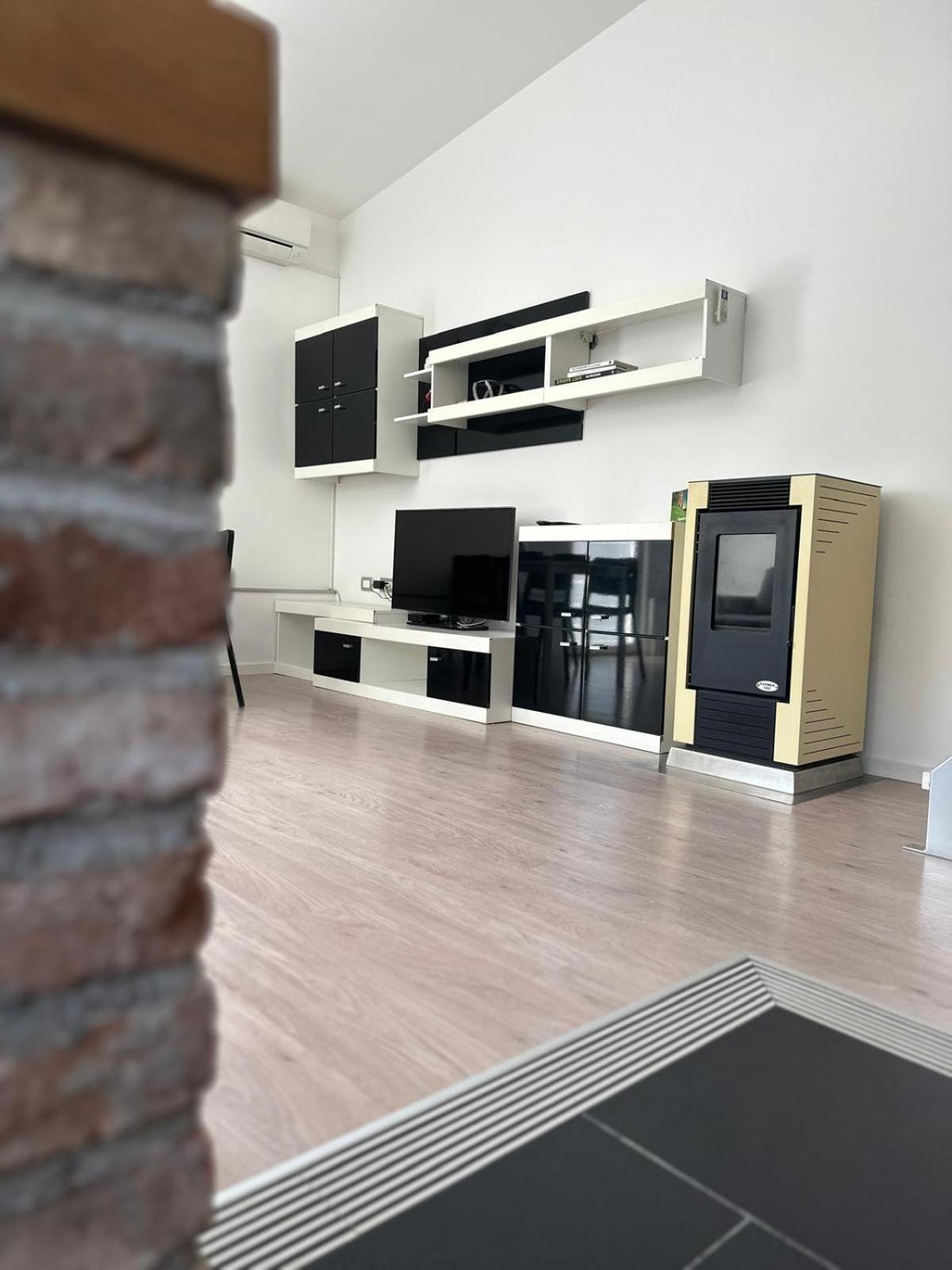 Apartment Stucin Vipava Exteriör bild